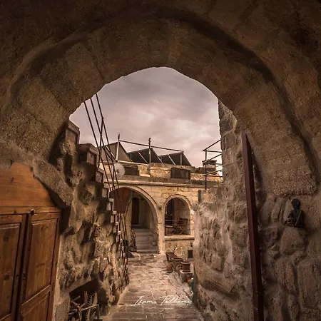 ホテル アイディンリ ケーブ ネヴシェヒル